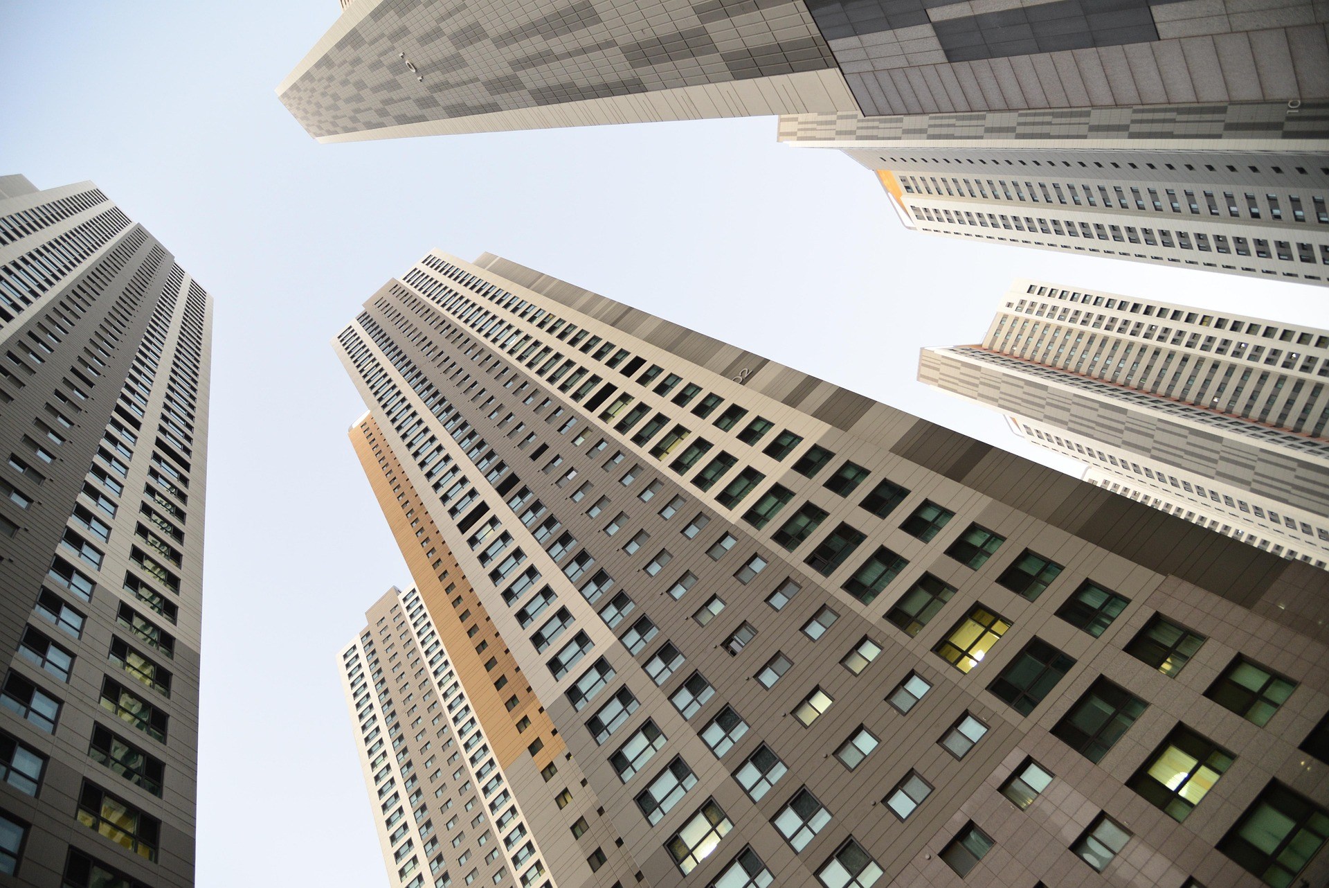 buy-real-estate-uae-article-min